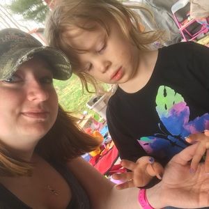 Meet your Posher, Mercedes